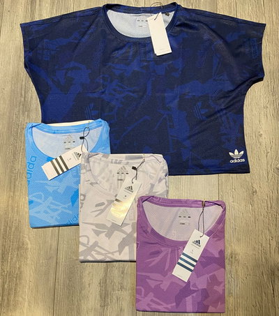 Remera de dama estampada