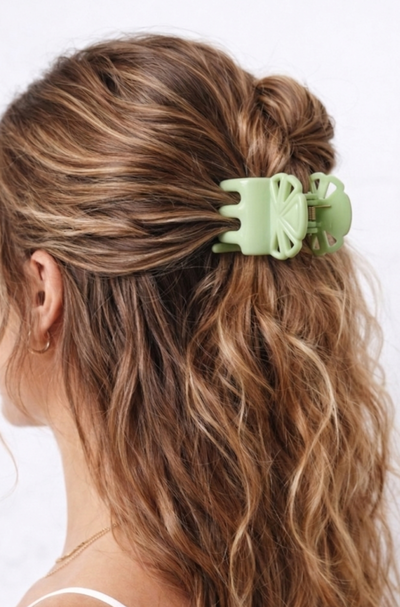 Broches pelo mediano