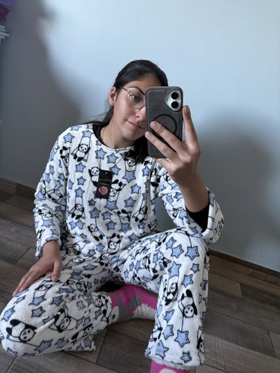 Pijamas de plush adulto