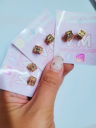 AROS CUBOS DORADOS X 3 
