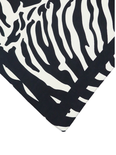 PAÑUELO ZEBRA 70 X 70 CM