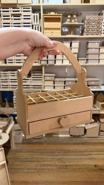 Porta Esmaltes con Cajón Corazón para 18 Esmaltes FIBROFÁCIL