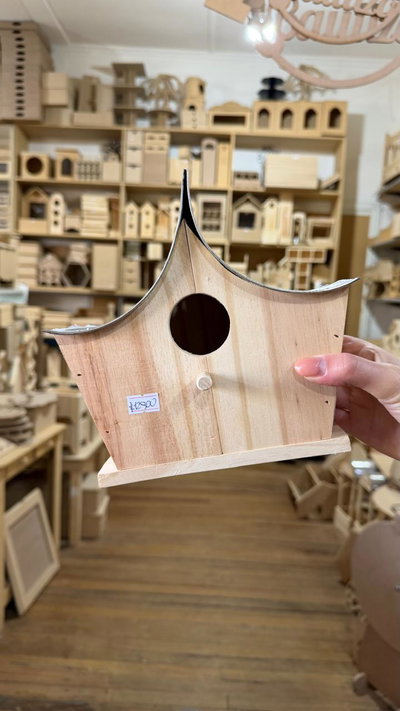 Casita para Pajaritos con Techo de Chapa