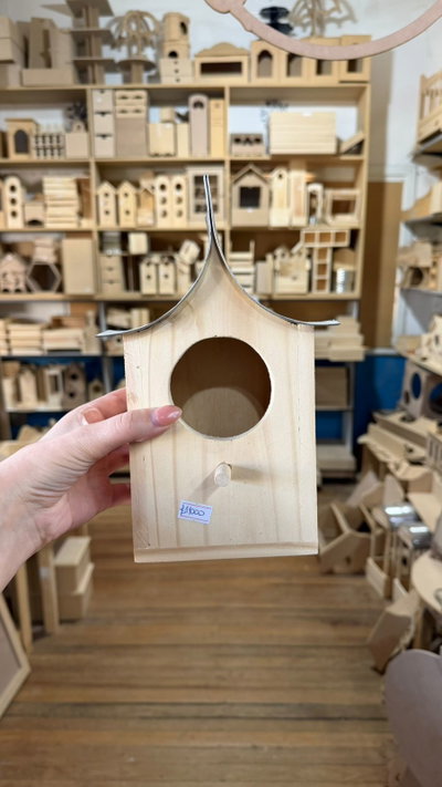 Casita para Pajaritos con Techo de Chapa