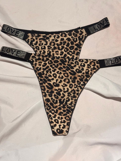 Less Print de Lycra con Brillos