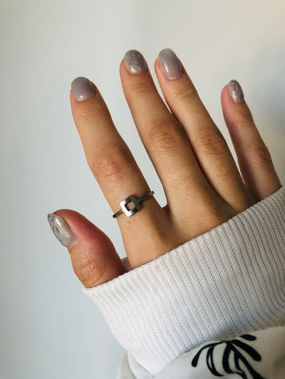 Anillo mini cuadrado (AQ)