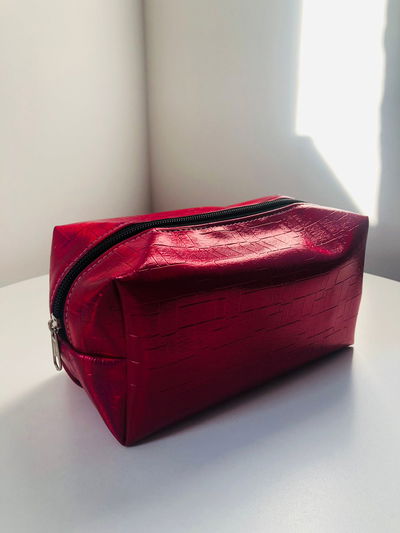 Neceser rosa metalizado 