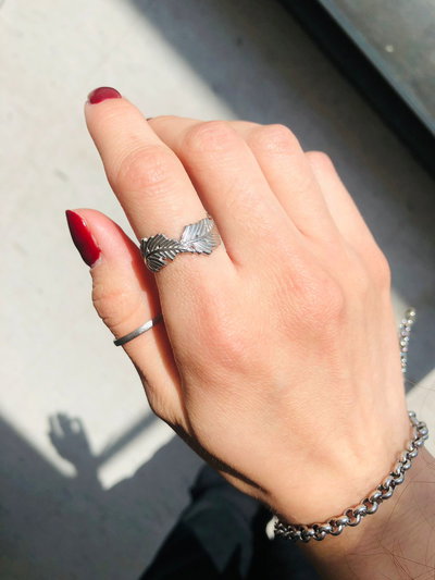 Anillo pluma mod1 (AQ)