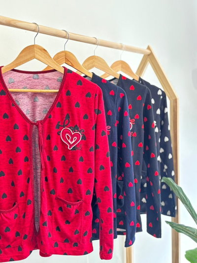 Cardigan Nena Bordado “LOVE” Con Bolsillos