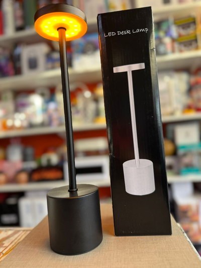 Velador lámpara táctil touch escritorio recargable 3 luces 