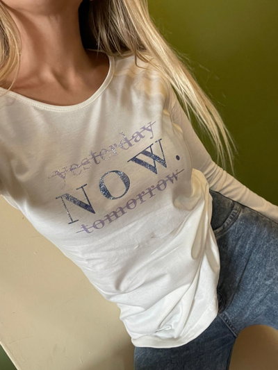 Remera Now (manga larga)