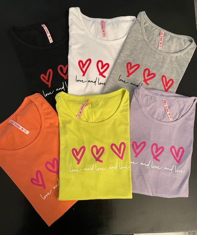 Remera 3 corazones 