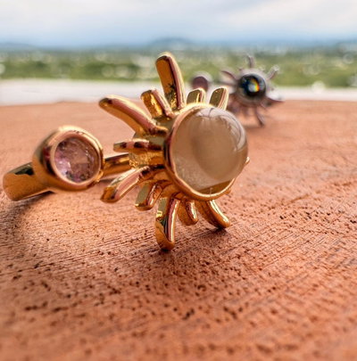 ANILLO ACERO DORADO - REGULABLE- MENSAJE OCULTO 