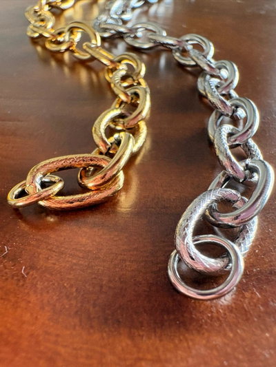 PULSERA DE ACERO DORADO 