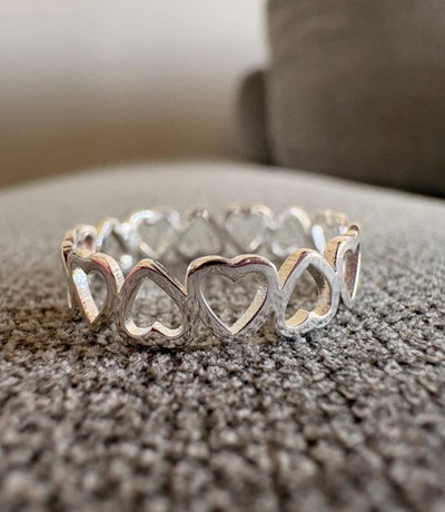 ANILLO ACERO BLANCO - corazones