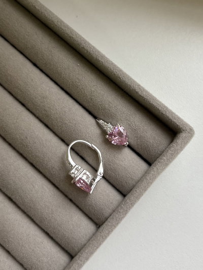 Aros cubic corazón rosa 