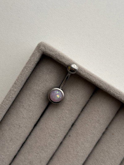 Piercing ombligo ópalo lila