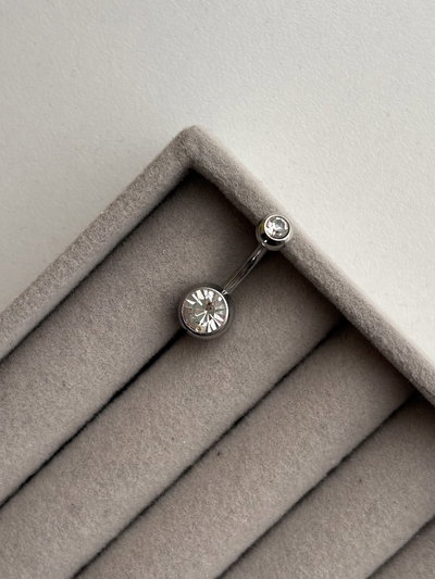 Piercing común blanco
