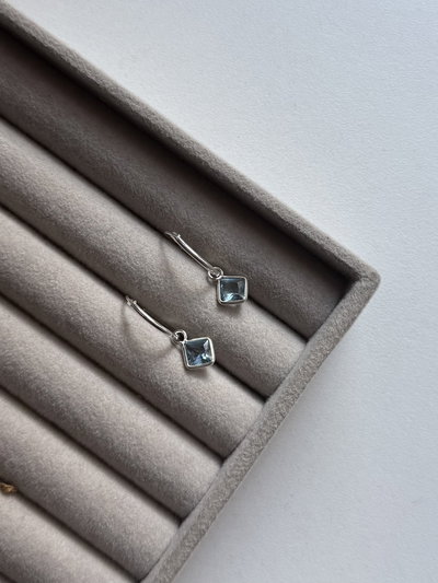 Aros cubic rombo celeste