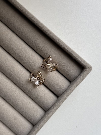 Aros mariposa cubic blanco ad