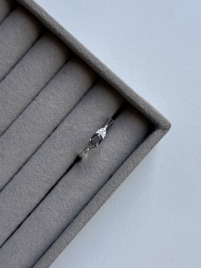 Anillo piedra lila 