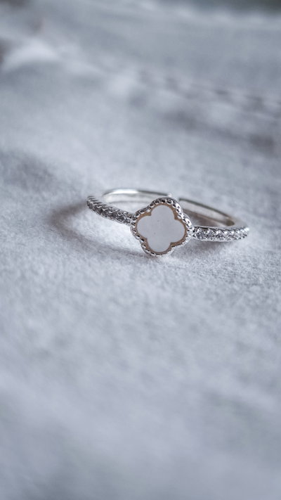 Anillo VERA