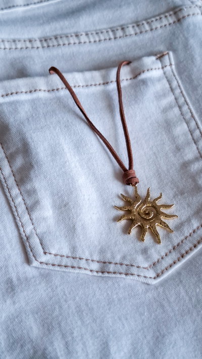 Chocker GOLDEN SUN