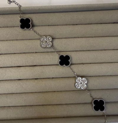 PULSERA FLOR -  ACERO QUIRURGICO RESISTENTE AL AGUA E HIPOALERGENICA