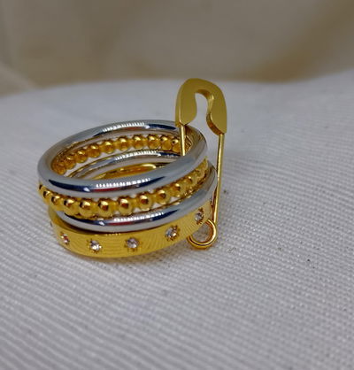 ANILLO IV - ACERO QUIRURGICO ENCHAPADO EN ORO 18K 