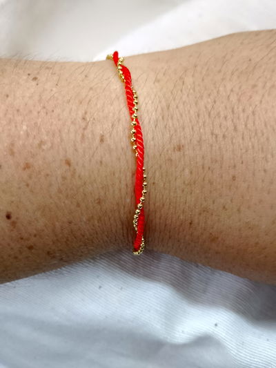 PULSERA ENTRELAZADAS - ACERO QUIRURGICO ENCHAPADO EN ORO 18K