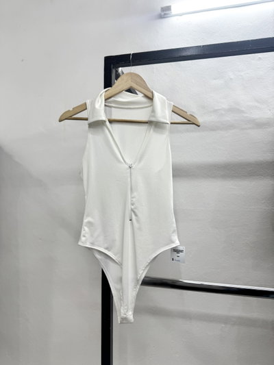 Body CECILIA