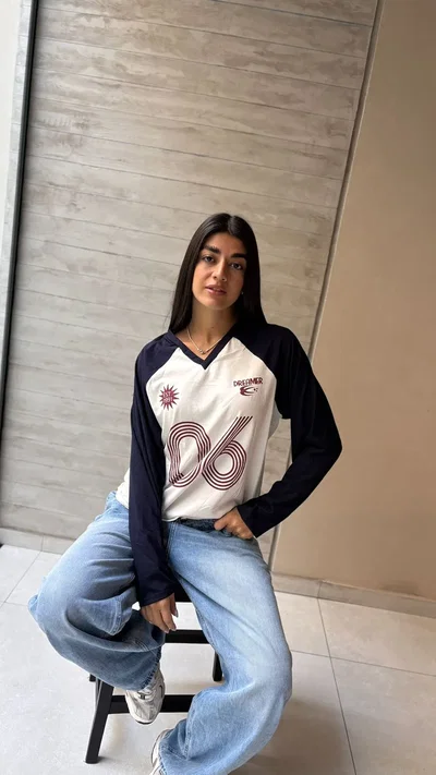 Camiseta 06
