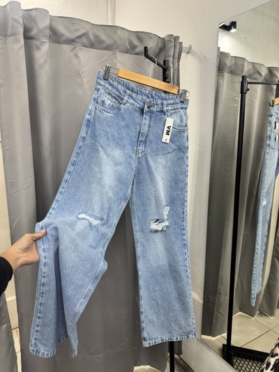Wide leg LEVI