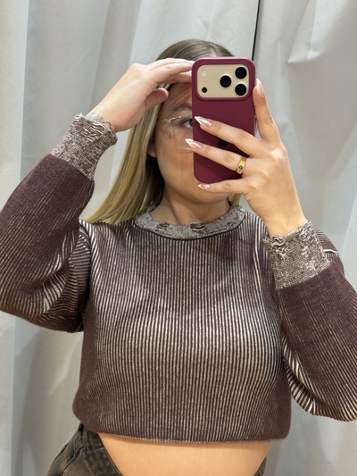 Sweater bicolor roturas