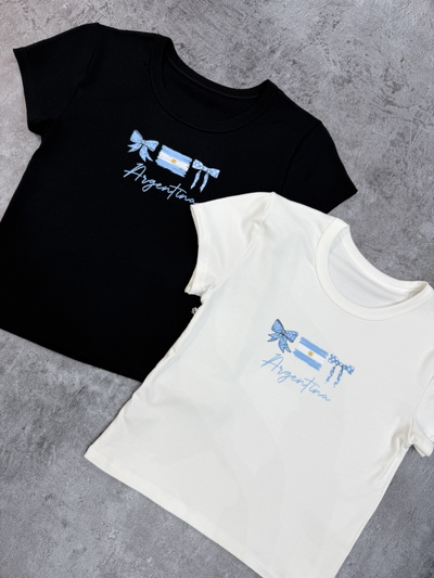 Baby tee Argentina moños