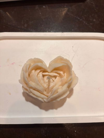 Corazón de pétalos