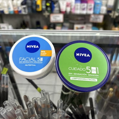 Crema facial 5 en 1 Nivea x50ml