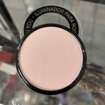 Iluminador para rostro Glow in You Katalia