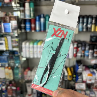 Pinza de depilar negra XZN