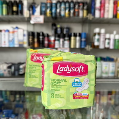 Toalla femenina normal soft Ladysoft x8u