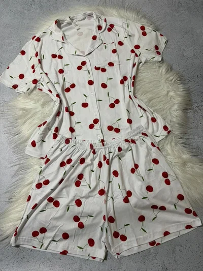 Camisero Cereza fondo blanco