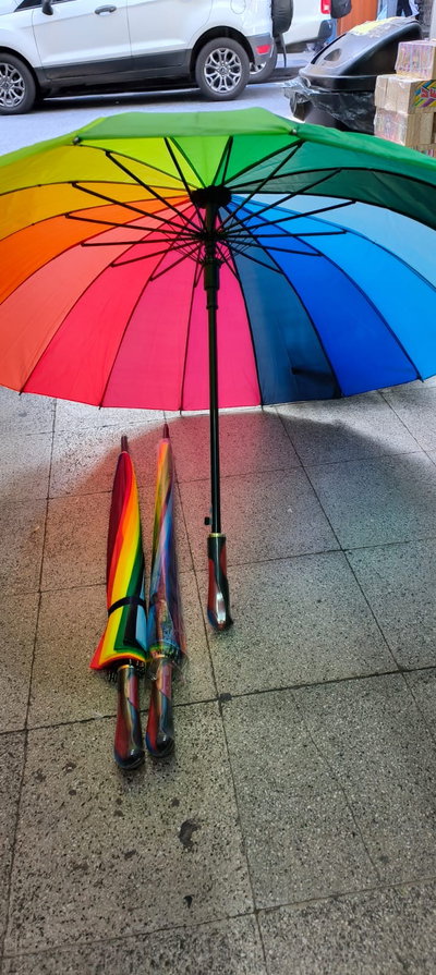 Paragua Arco Iris Buenas Calidades OFERTA