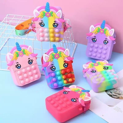 Cartela Silicona Unicornio Ojo Abierto 