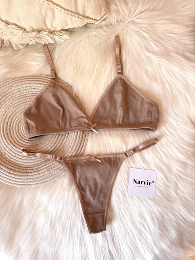 Mariana nude 