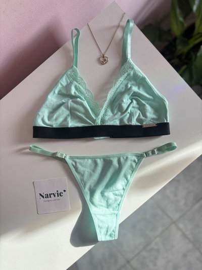 Antonia Aqua