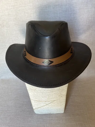 Sombreros de cuero
