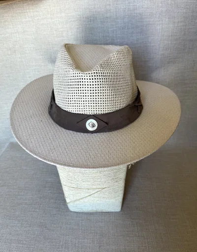 Sombreros de rafia tipo australiano