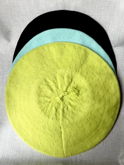 Boinas de hilo, vuelo de 30 cm