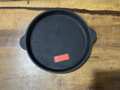 Fuente redonda de fundición