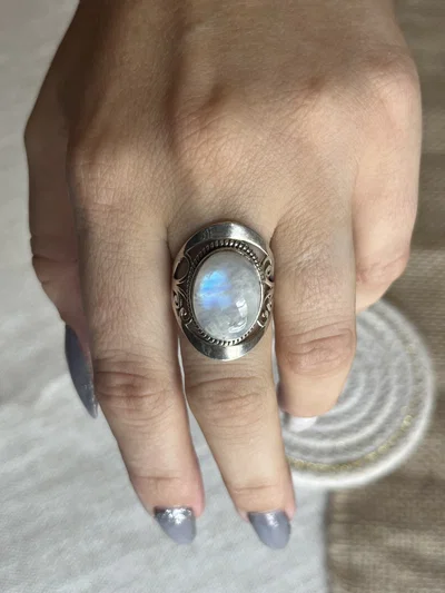 Anillo Importante Piedra de la Luna
